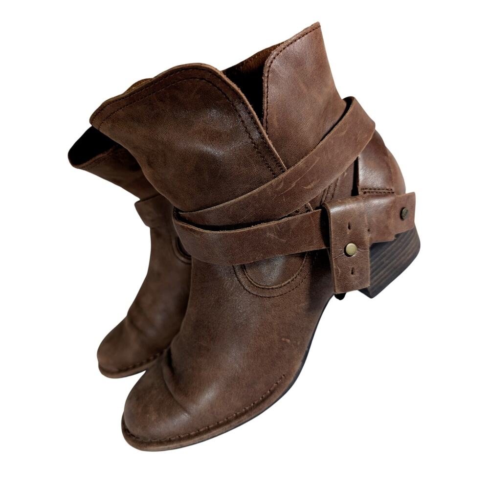 UGG! PECAN BROWN GENUINE LEATHER DUAL ANKLE WRAP, CHUNKY HEEL LIGO BOOTS! 8.5M
